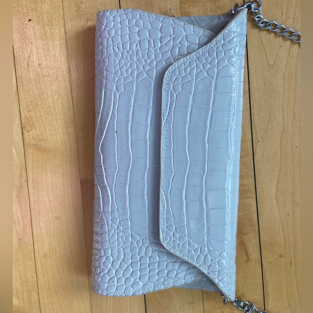 Light gray cross body bag